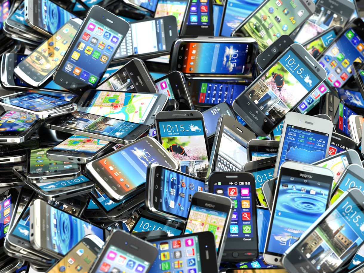 Kezdenek kifogyni a telefonszámokból a japánok