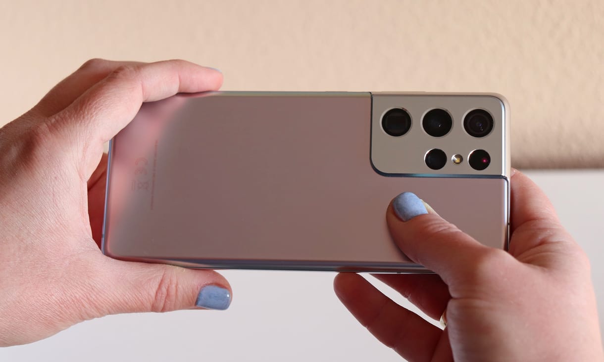 Utánajártak, hogy tényleg hamisak-e a Samsung Galaxy S21 Ultra Hold-felvételei