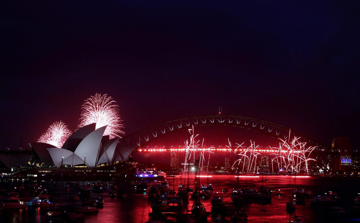 Fotó: eldurrant a szilveszteri tűzijáték Sydneyben