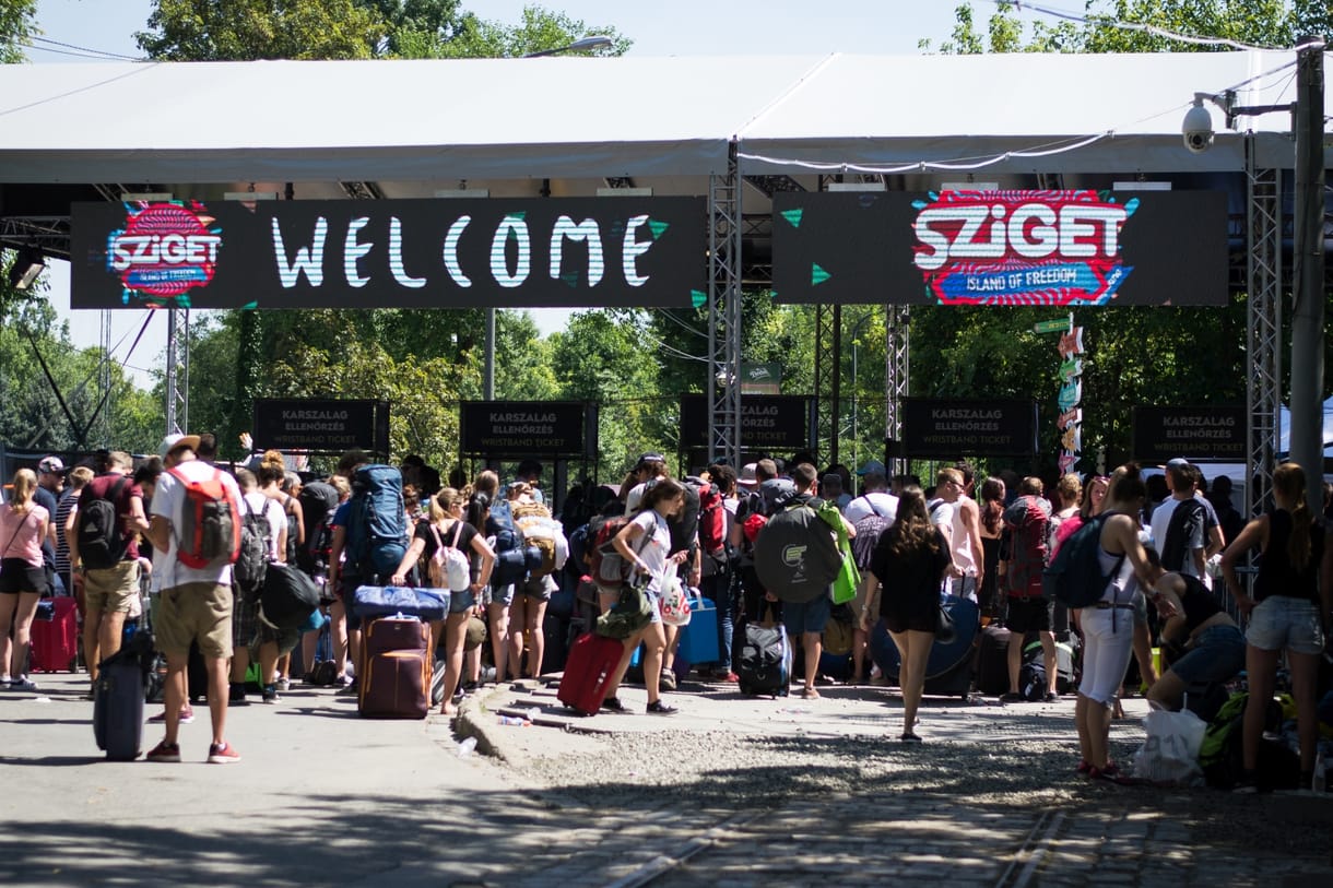 Több tízezren mentek ki a Szigetre, pedig még el sem kezdődött