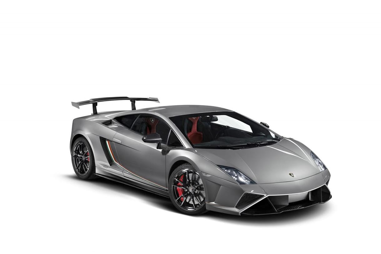 Versenyautót küld utcára a Lamborghini