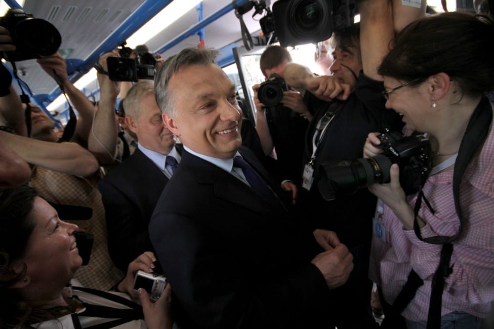 Orbán Mercedes buszon kapaszkodott, és erős Budapestről beszélt