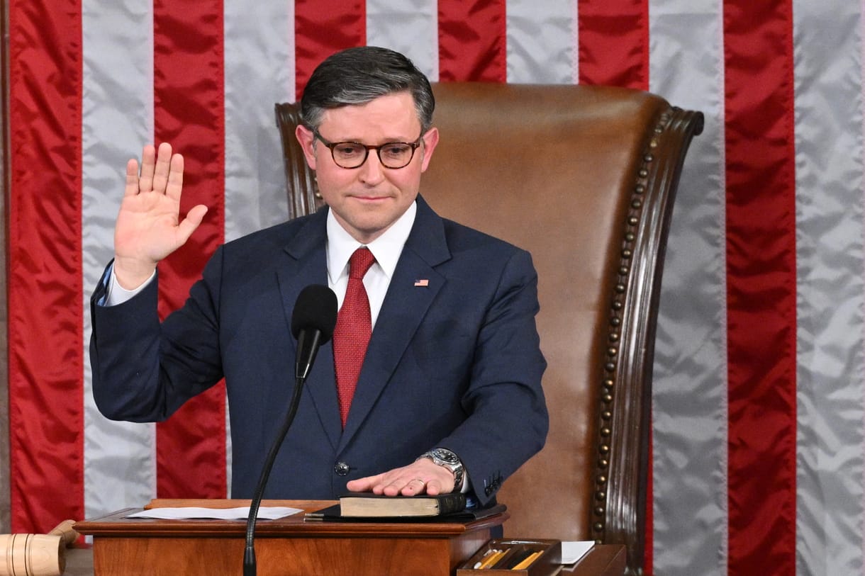 Mike Johnson republikánus képviselőt választotta elnökévé az újonnan megalakult amerikai Kongresszus alsóháza