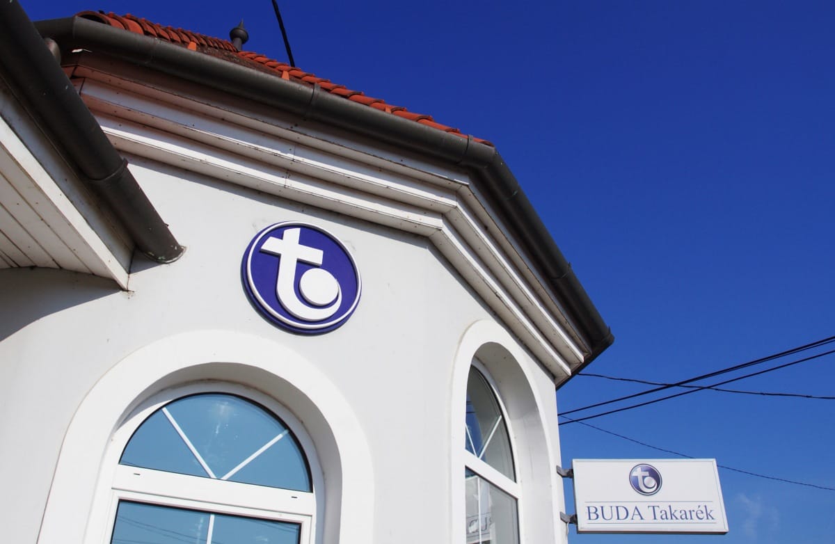 Eligazításra rendelték a takarékok vezetőit