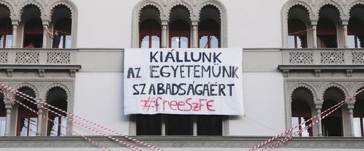 Magyarország megakasztaná az uniós mentőcsomagot