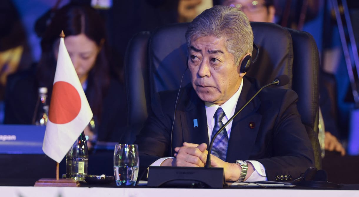 Határozatlan időre kitiltották Oroszországból a japán külügyminisztert