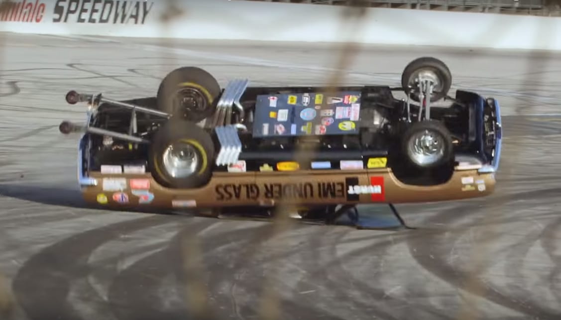 2500 lóerős autóval bukott nagyot Jay Leno – videó