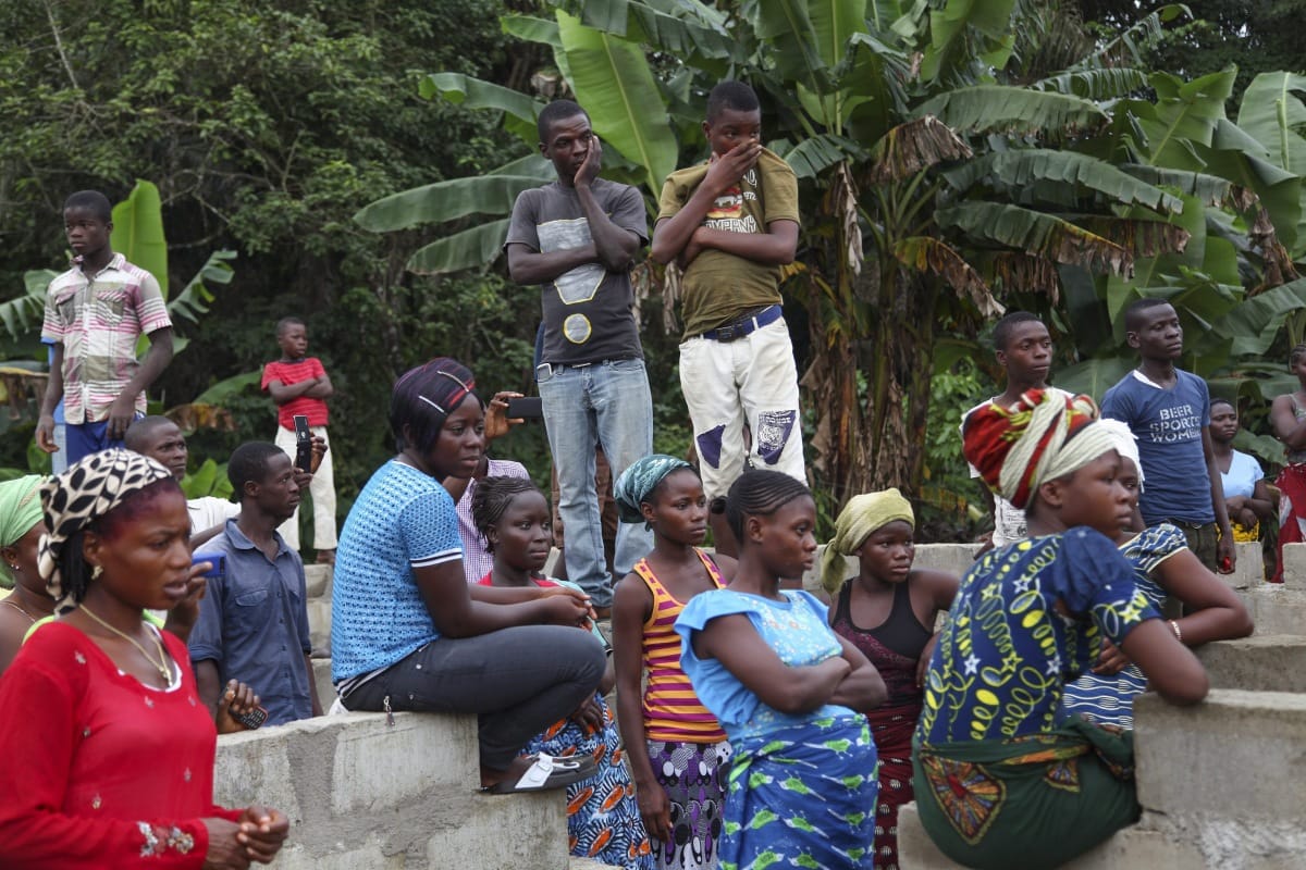 Ebola: újabb lélektani határt lépett át a fertőzöttek száma