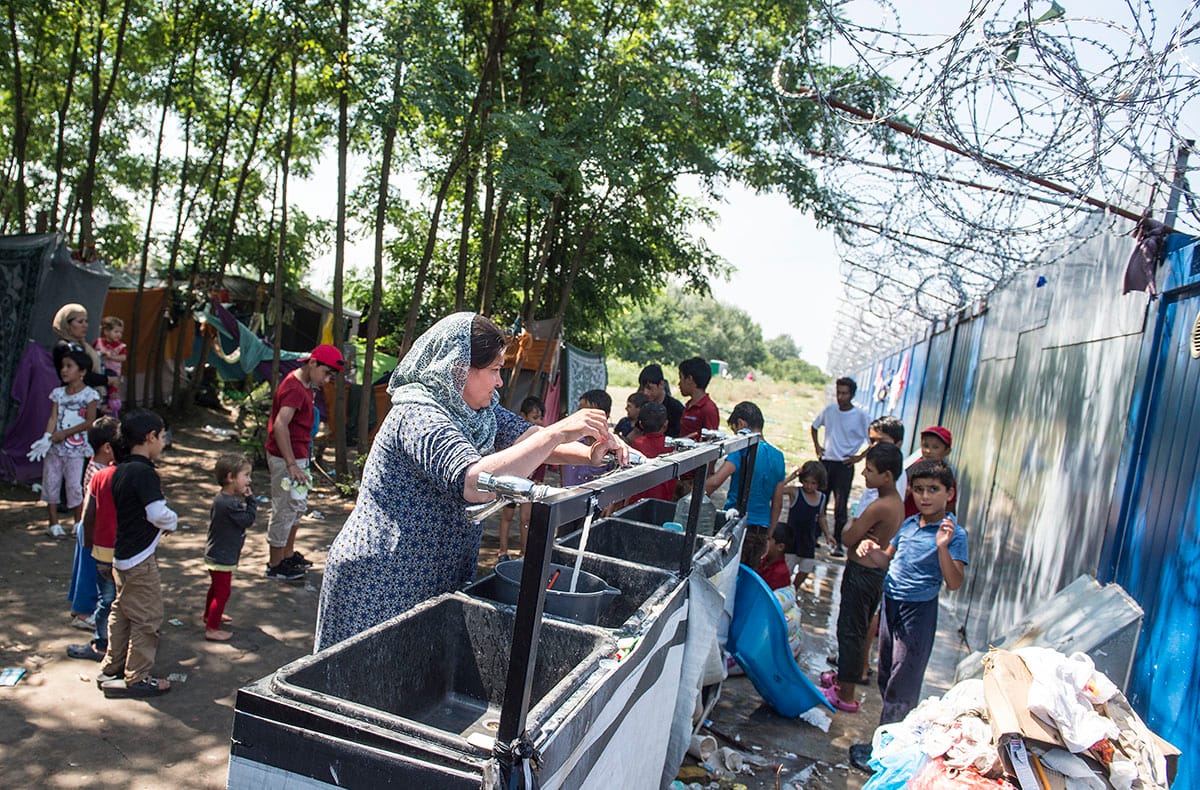 Túl normális, ezért elfogadhatatlan az ENSZ-féle migrációs egyezmény a kormánynak