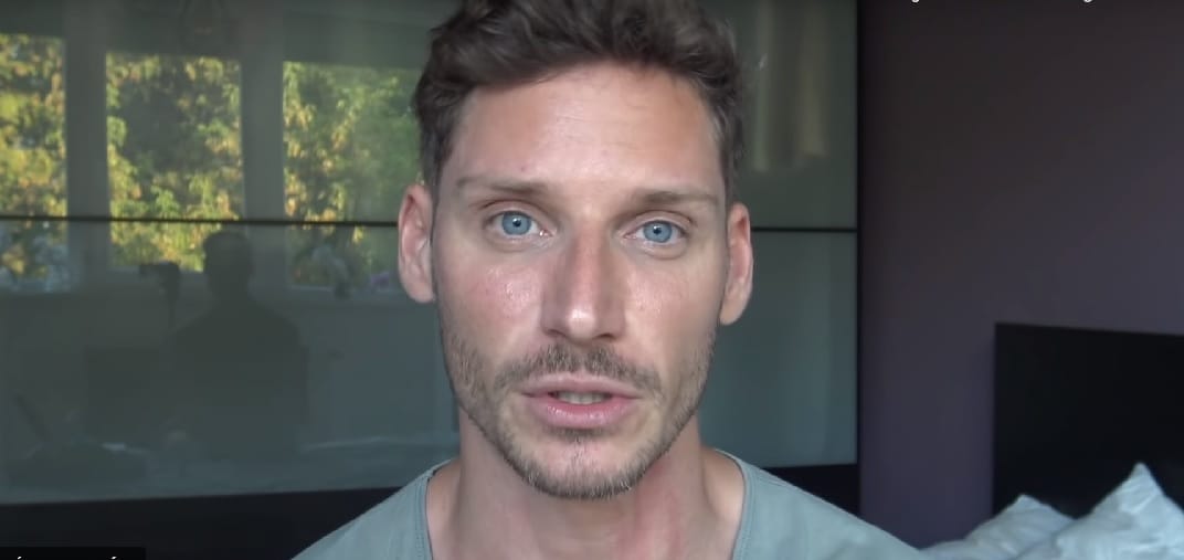 A Mr. Gay Hungary győztese videóban mondta el, hogy megverték a mássága miatt