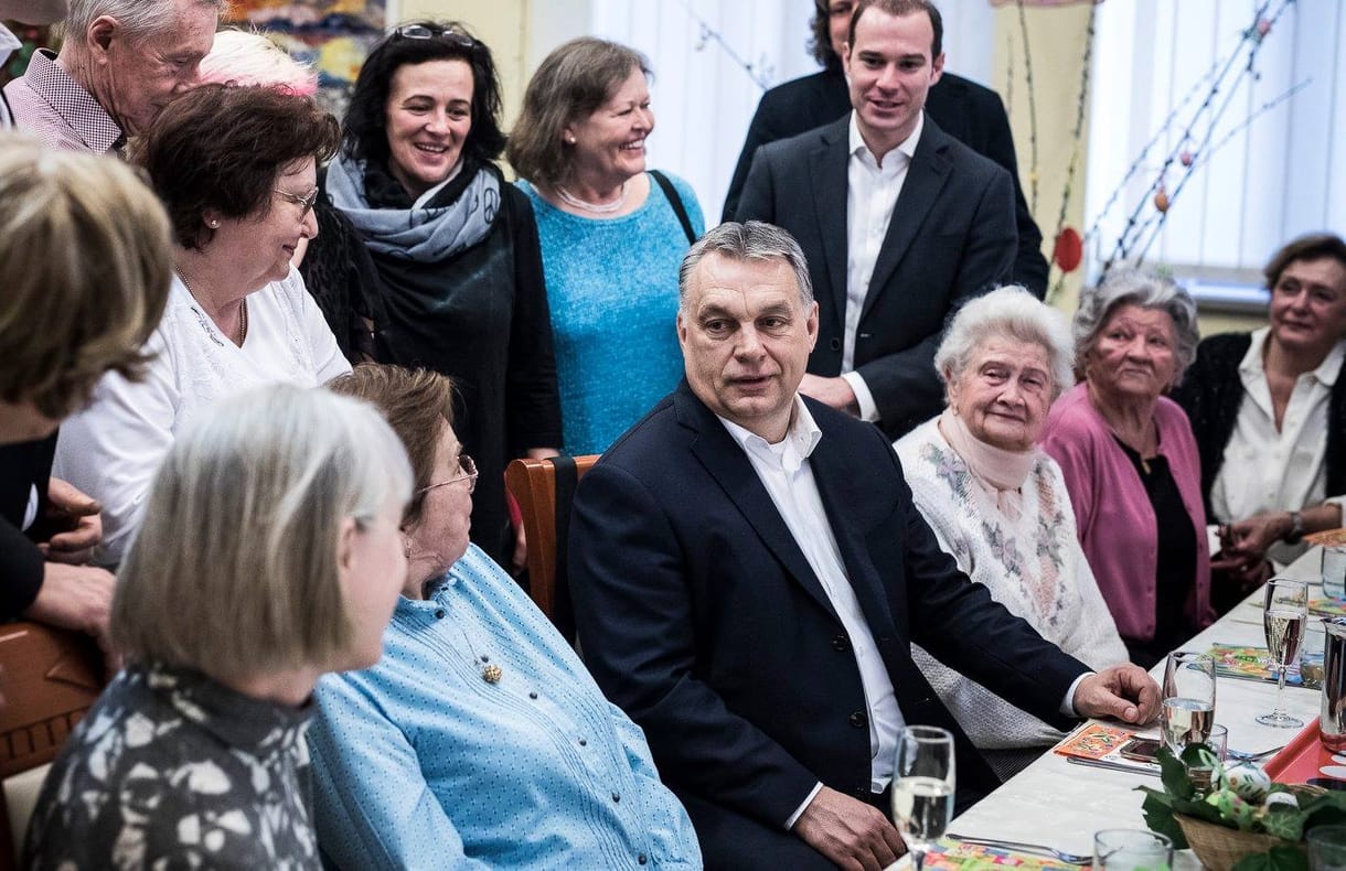 Azt ígéri Orbán Viktor, hogy marad a 13. havi nyugdíj
