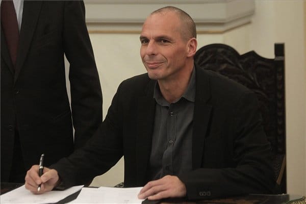 Görögország pénz helyett adósságelengedést kér