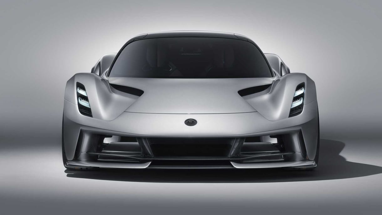 Magyarországra jön a 2000 lóerős új elektromos Lotus hiperautó