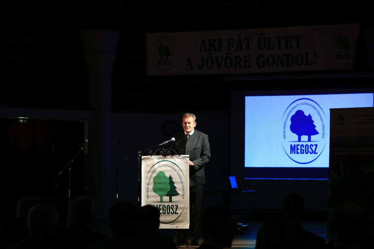 100 milliárdot adott erdőültetésre az Agrárminisztérium két év alatt