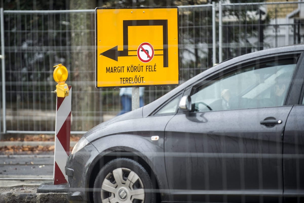Fejcsere a közútkezelőnél: kiborulhatott a bili a felújítások miatt