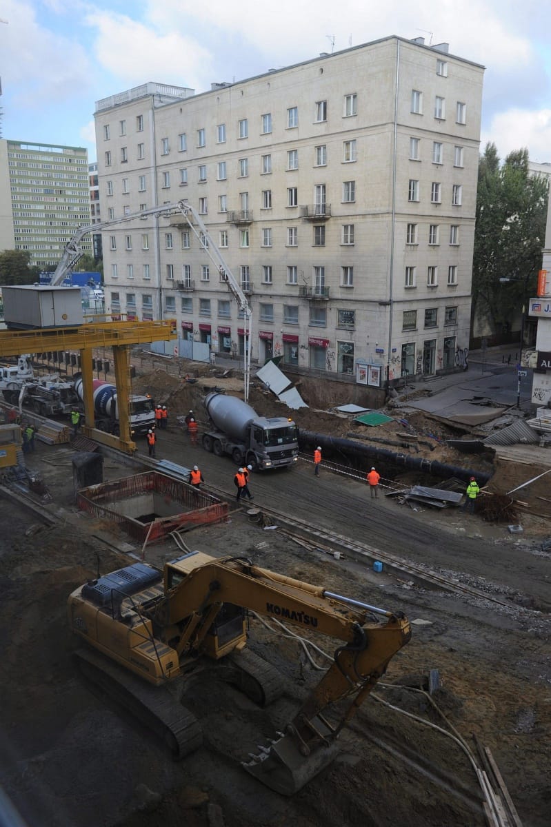 Csőtörés okozott óriási káoszt Varsó belvárosában