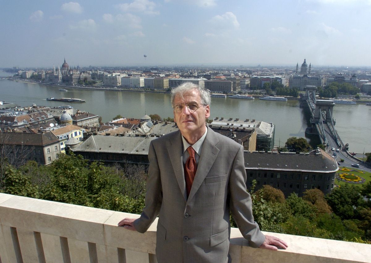 Jobbos városi legendákat cáfol Sólyom László