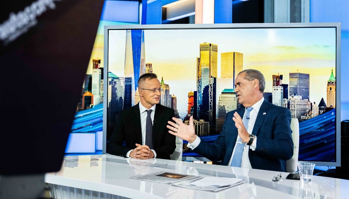 Szijjártó most a Fox News műsorában magyarázta meg, miért kell az orosz gáz Magyarországnak