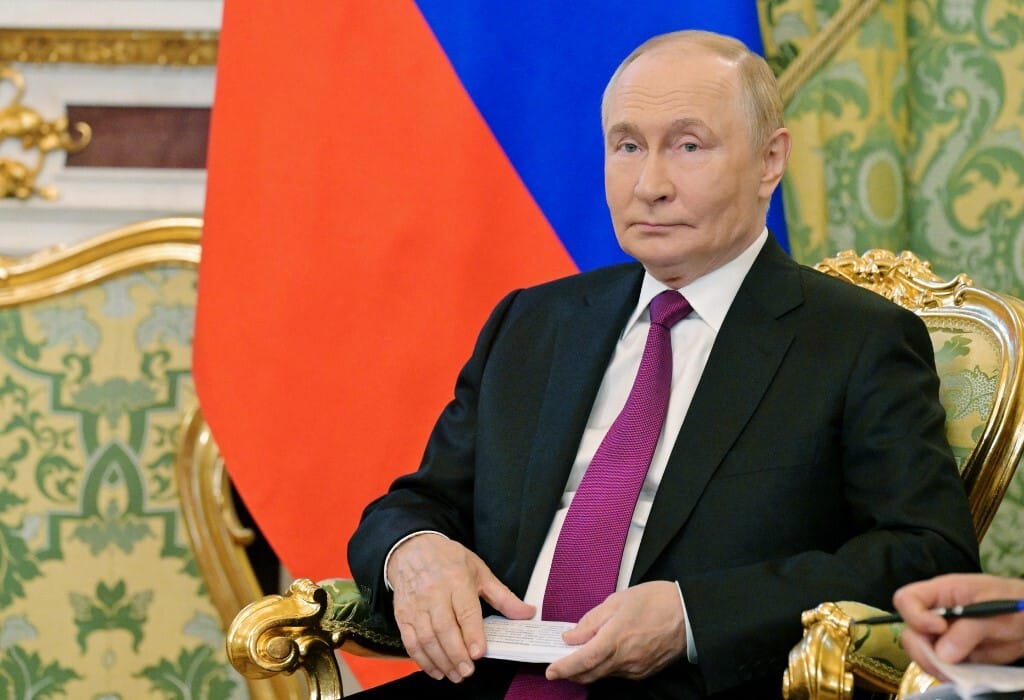 Putyin elmondta, melyik országban találkozna Trumppal