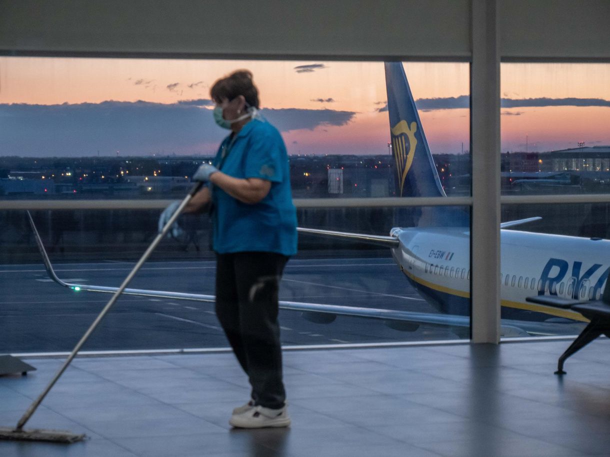 Nem feltétlenül mondják le kínai útjukat a magyarok, többen inkább kivárnak