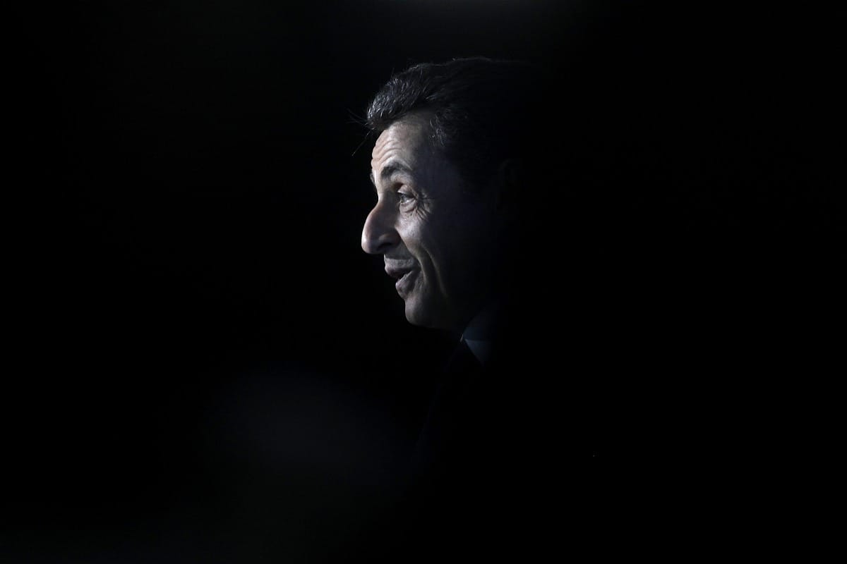 Sarkozy hiába jelentett be, nem javított esélyein