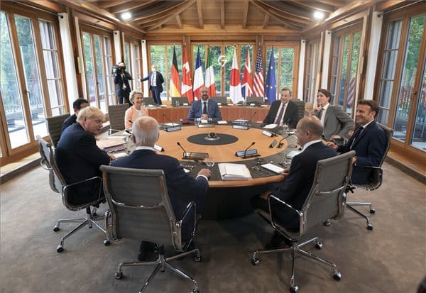 Az orosz olaj árplafonjáról is tárgyalhat a G7