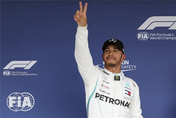 Hamilton rajt-cél győzelemmel nyert - karnyújtásnyira van a vb-címtől