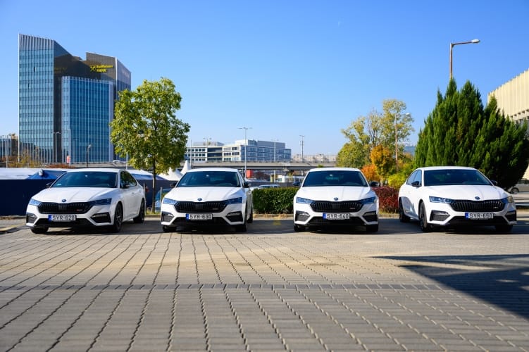Huszonöt BMW motort és Skoda Octavia RS-eket vett a rendőrség