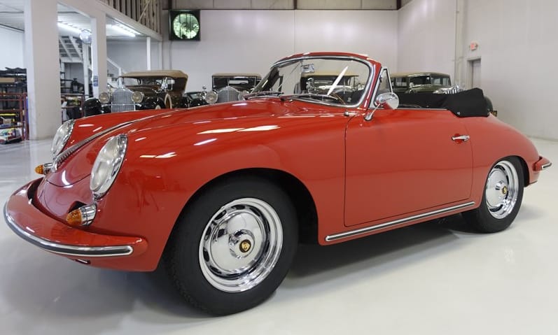 Kicsi, régi, piros és nyitott tetős ez a 450 millió forintért kínált Porsche