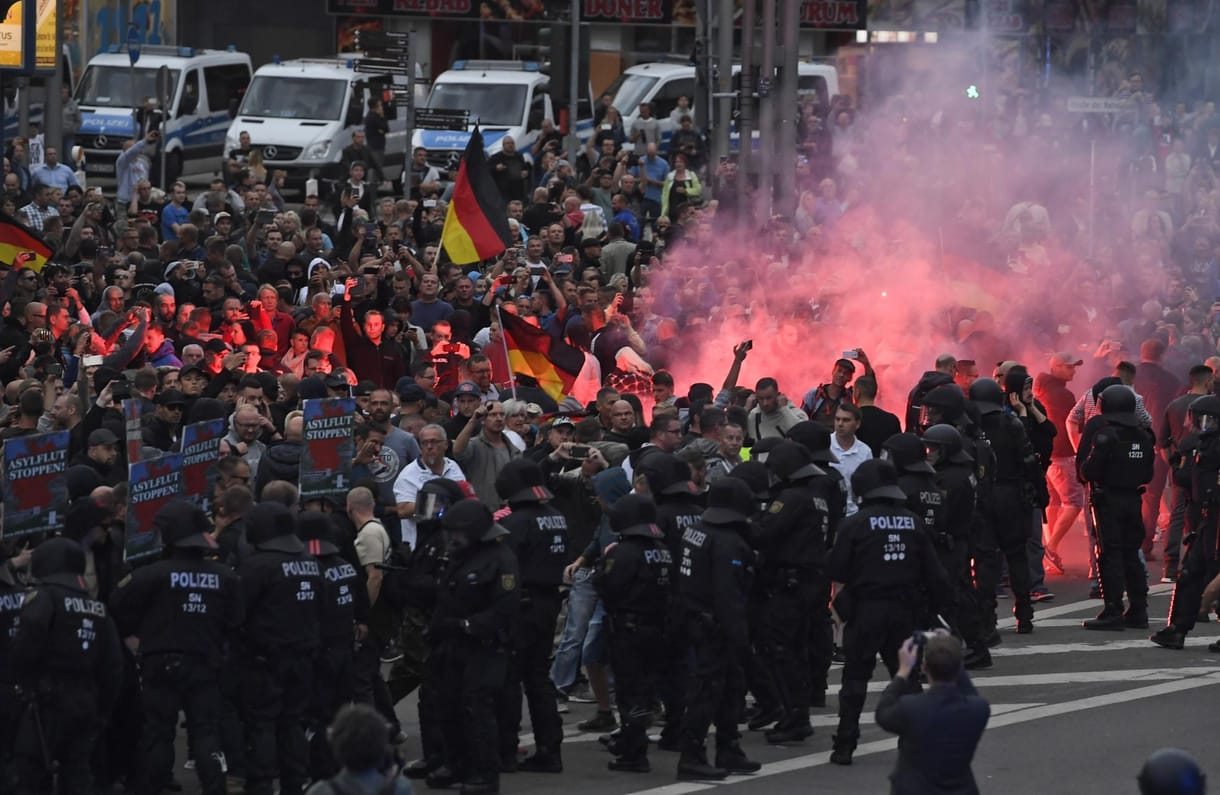 Nyolc hónap felfüggesztett a chemnitzi Hitler-köszöntésért
