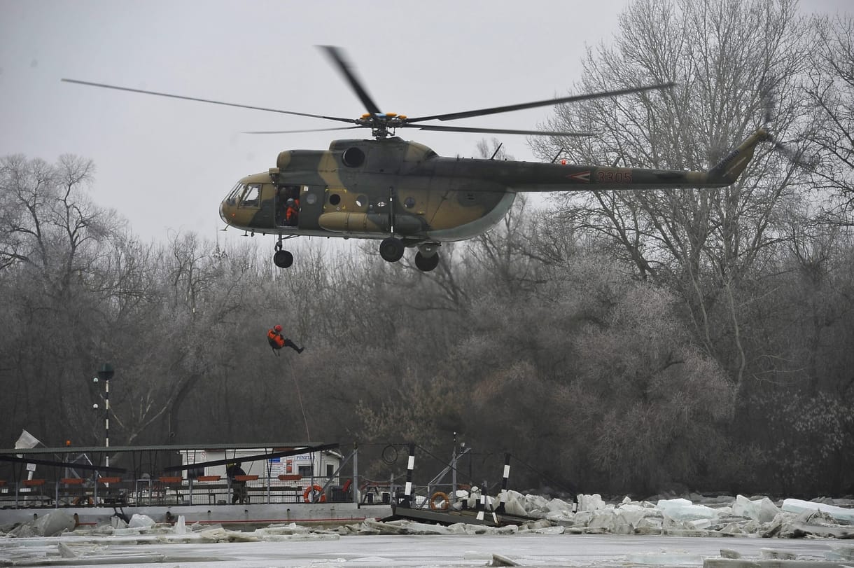Haderőfejlesztés: 40 helikopter kellene