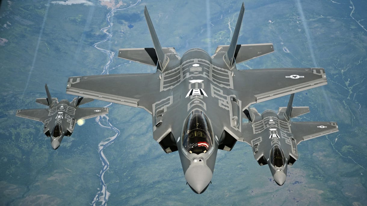 Trump célkeresztjébe kerültek az F-35-ösök