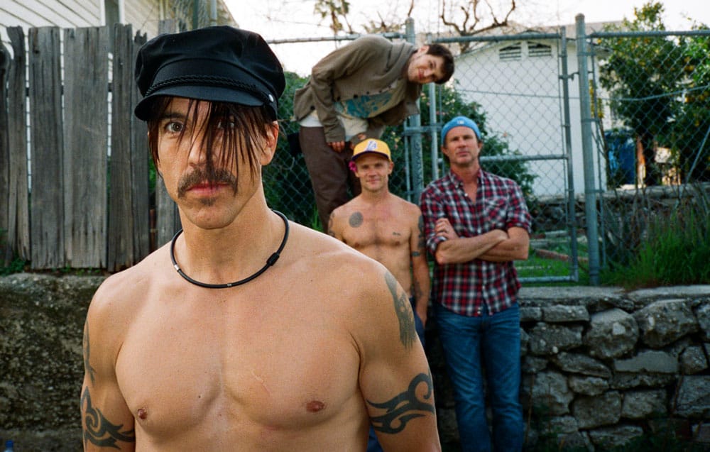 A Radiohead producere keveri a Red Hot Chili Peppers új lemezét