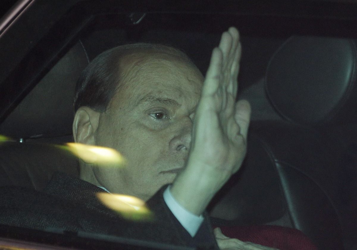 Börtönre ítélték Berlusconit