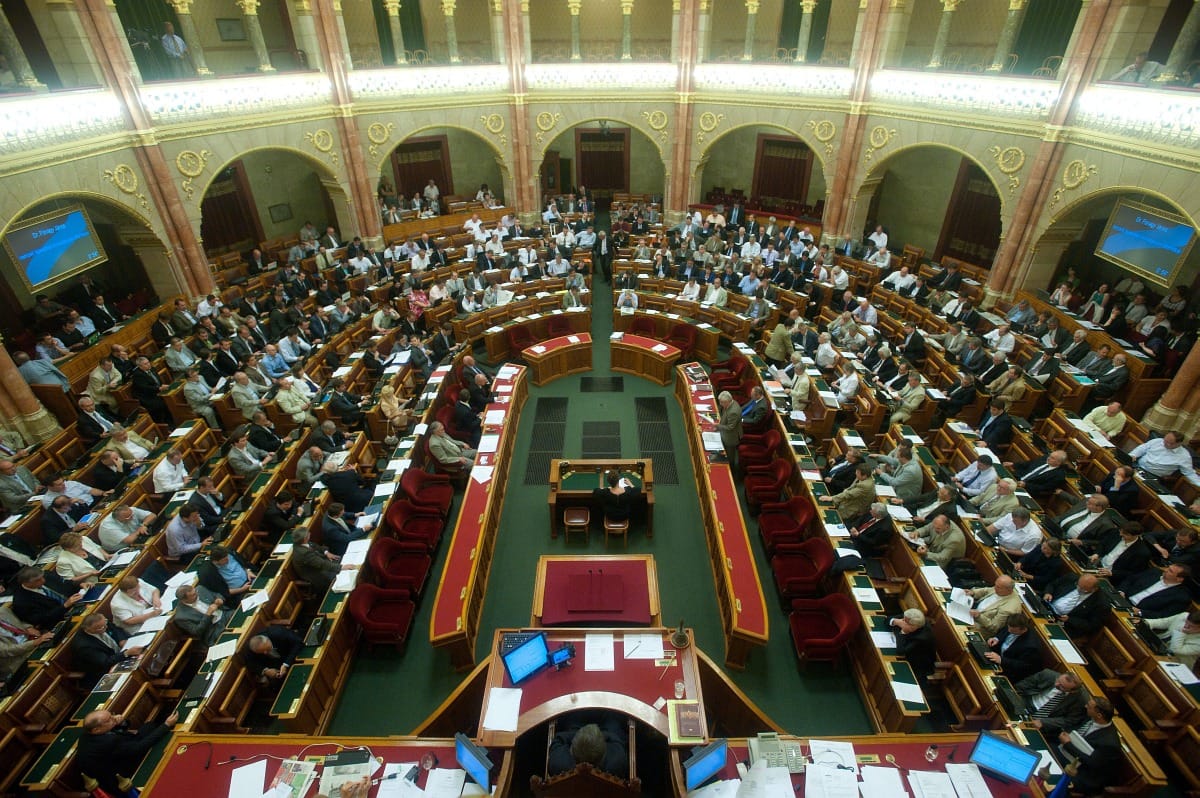 Az OVB elkaszálta az MSZP népszavazási kezdeményezését