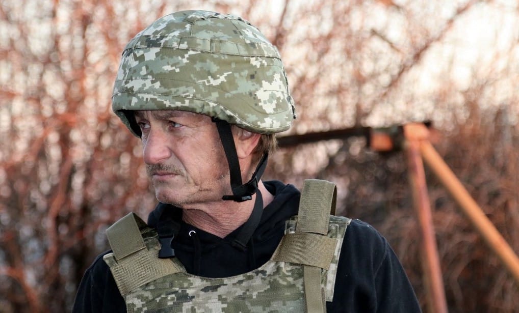 Sean Penn szerint egyetlen milliárdos véget vethetne az Ukrajna elleni háborúnak