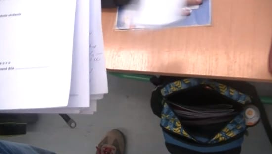 Iskolapadból hurcoltak el a gyámügyesek egy szlovák hétévest – felkavaró videó