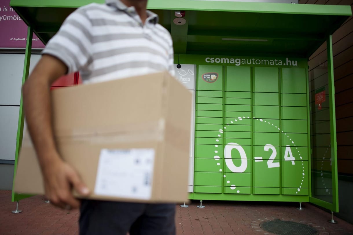 Elkezdtek a karácsonyi rohamra készülni a Magyar Postánál