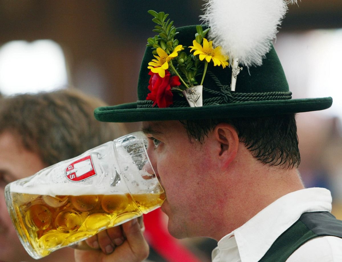 Kijózanító: Több mint háromezer forint egy korsó sör az Oktoberfesten