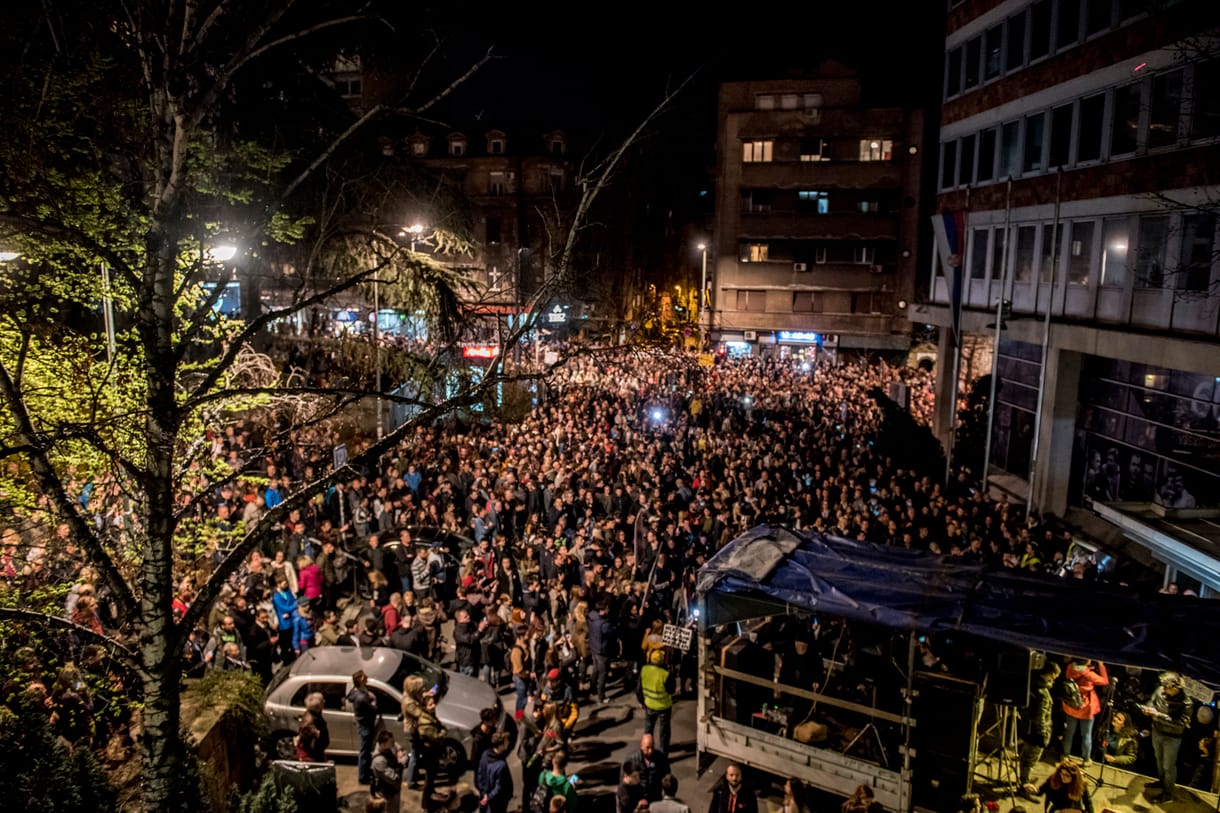 Orosz kémek kavarnak a Balkánon
