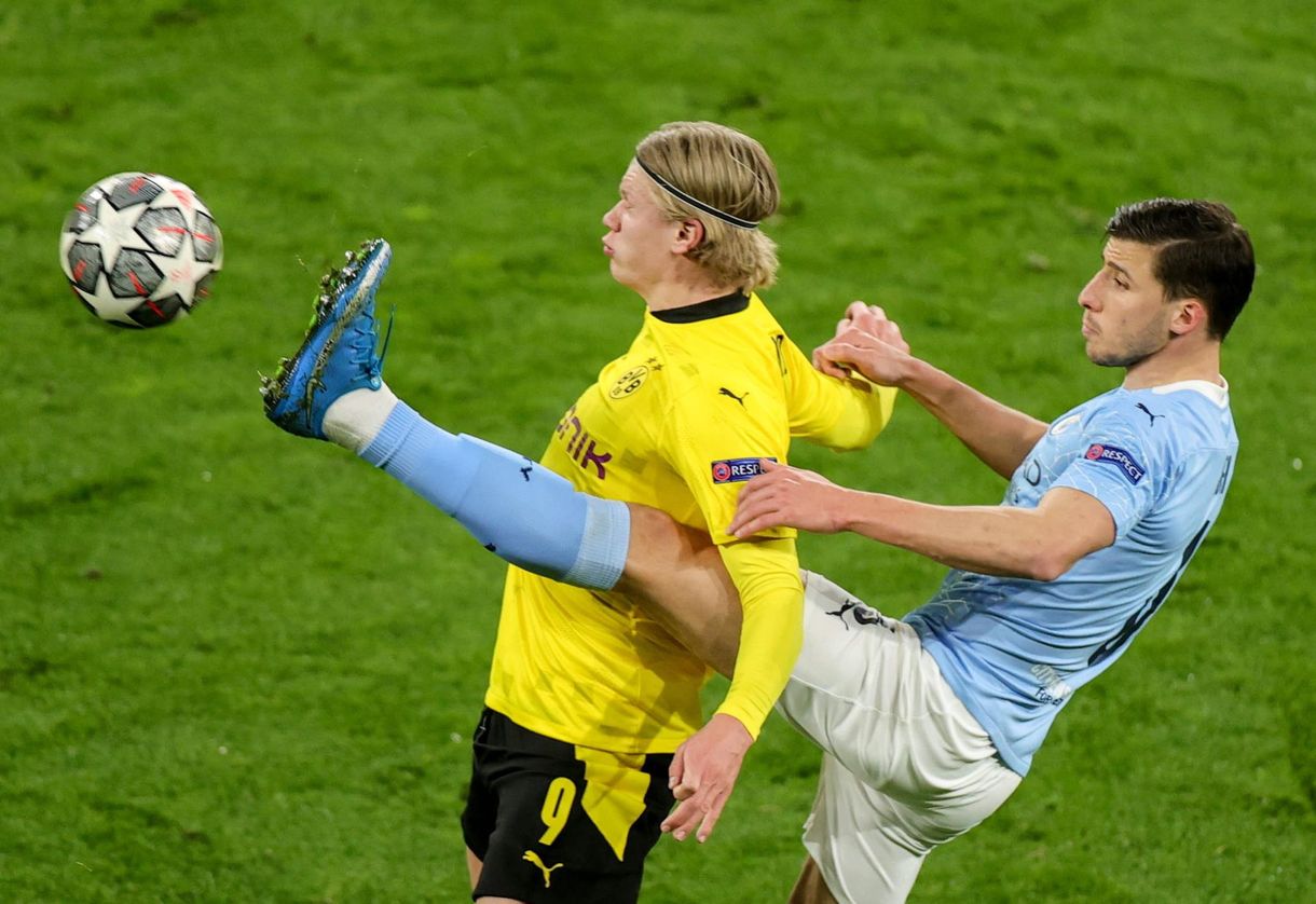 Négy csatár az év csapatában, tarolt a Chelsea az egyéni kategóriákban – kiosztották a FIFA 2021-es díjait