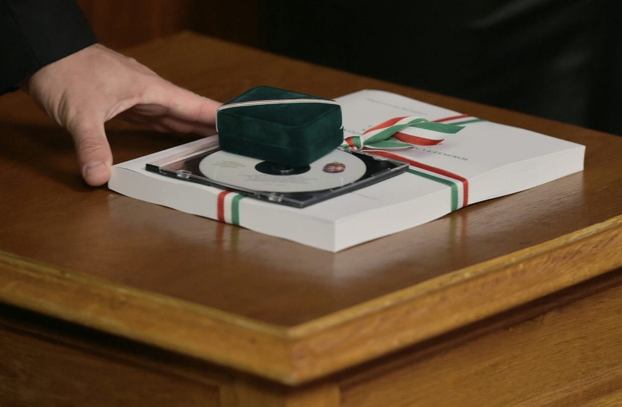 Adóemelés az Orbán-kormány adócsökkentése