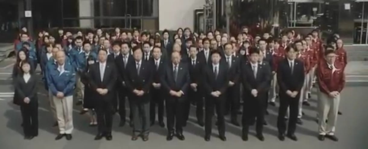 Ilyet még nem látott, így kér bocsánatot egy japán cég a jégkrémáremelésért