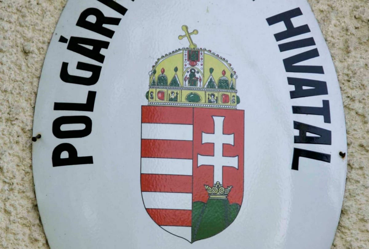 Plusz pénzt kapnak az önkormányzatok, hogy ki tudják fizetni a fizetésemeléseket