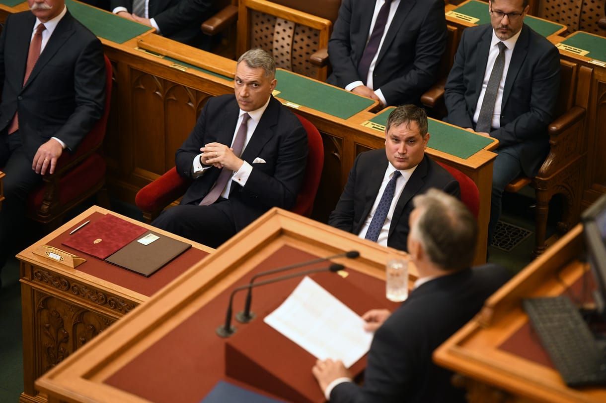 Gyűjtőszenvedély, zene, hagyományőrzés – összeszedtük a politikusok hobbijait