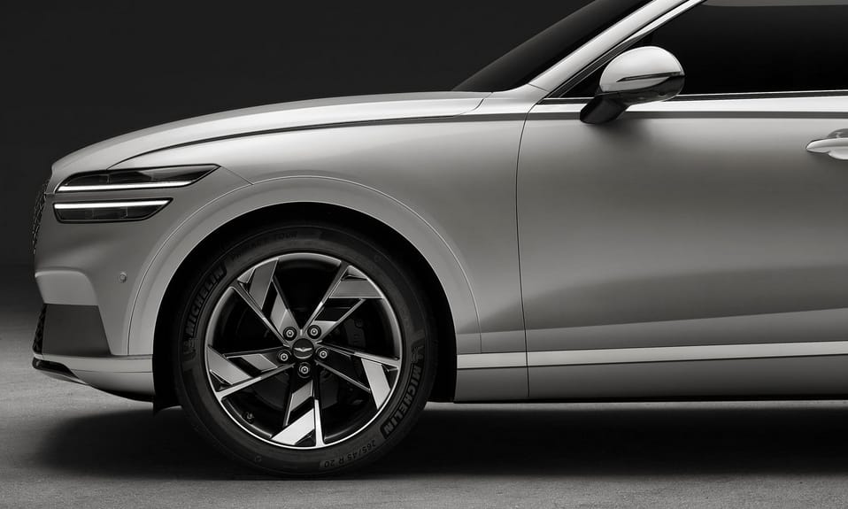 490 lóerős új villanyautó a Hyundai prémiummárkájától