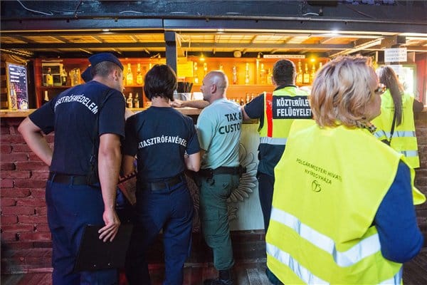 Diszkókban volt razzia Nyíregyházán