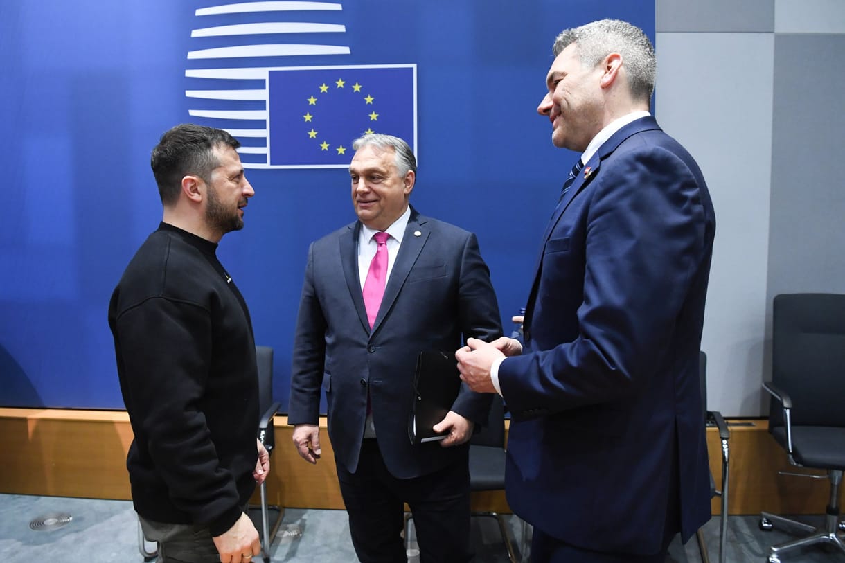 Orbán Viktor azon búsong, hogy Zelenszkij elutasította a béke érdekében tett erőfeszítéseit