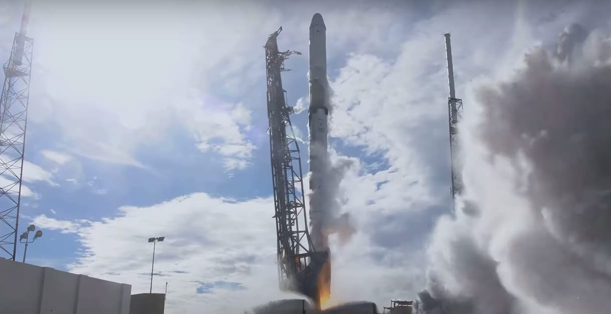Videó: Így indulhat útnak emberrel a fedélzetén a SpaceX űrkapszulája