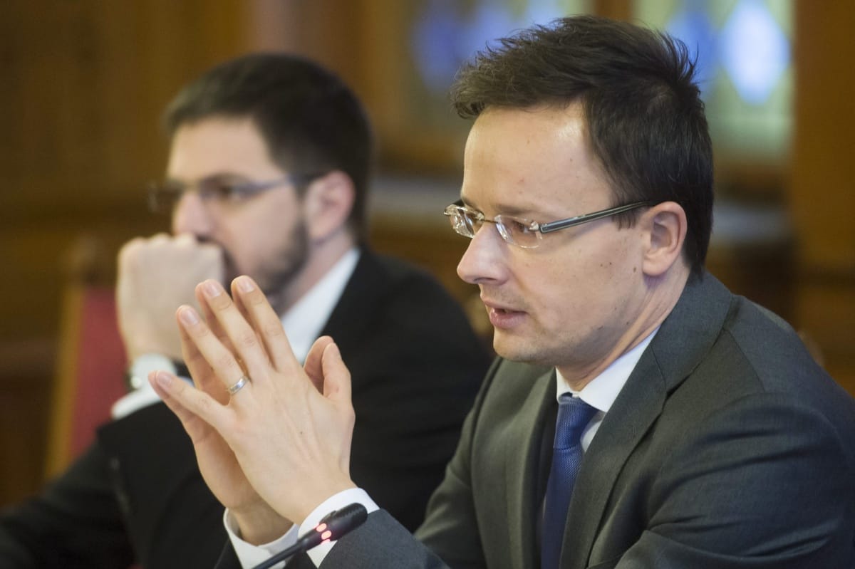 A külügy tagadja, hogy Magyar Levente nagykövetnek megy